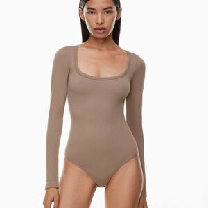 rib seamless scoop longsleeve bodysuit
